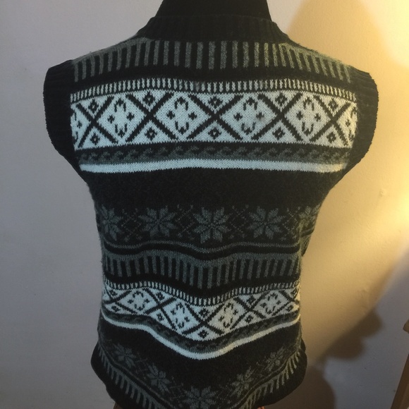 Vintage Knitted Sweater vest Snowflakes V Neck Pullover Sweater Sz Medium - Picture 8 of 9